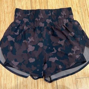 Balance Athletica Vitality Breeze Shorts